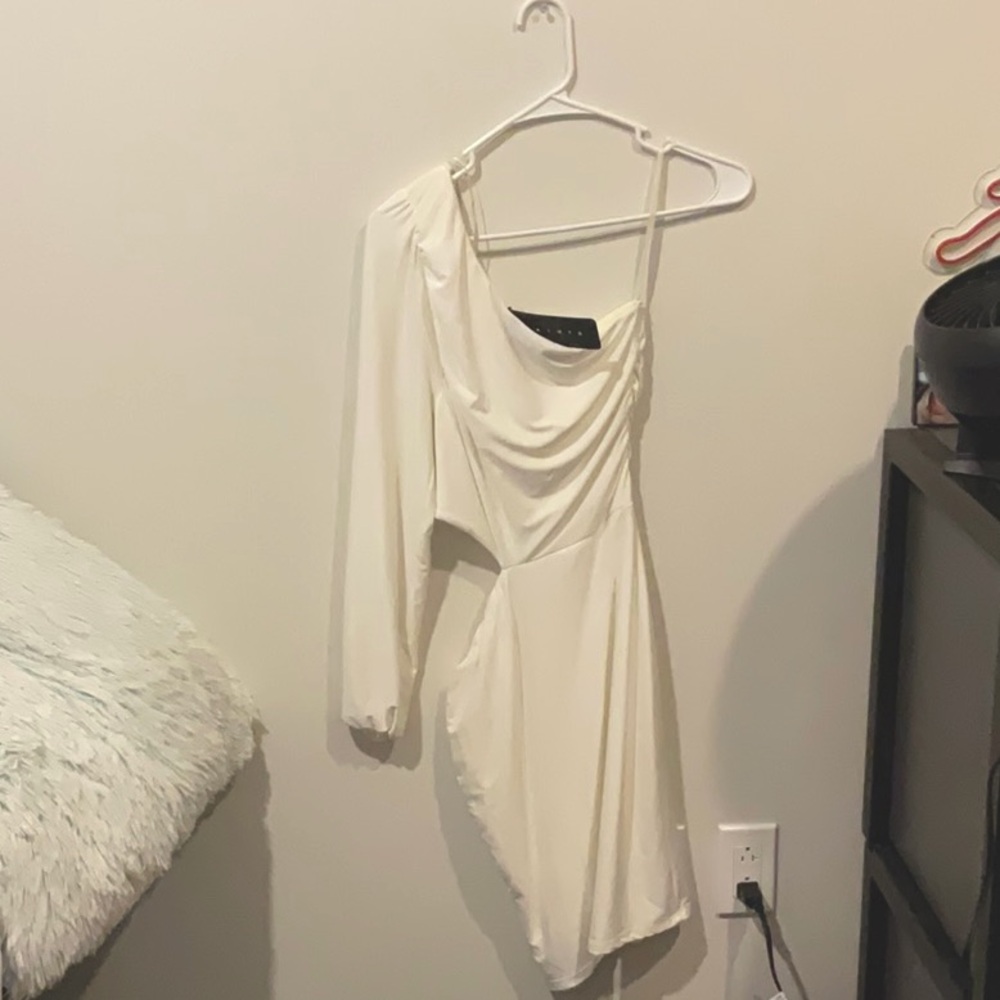 Never Worn Tags Still On
